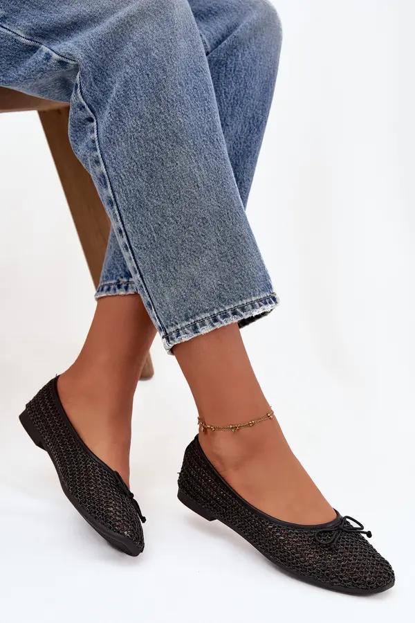Boto Črne balerinke s pletenim vzorcem in pentljo
