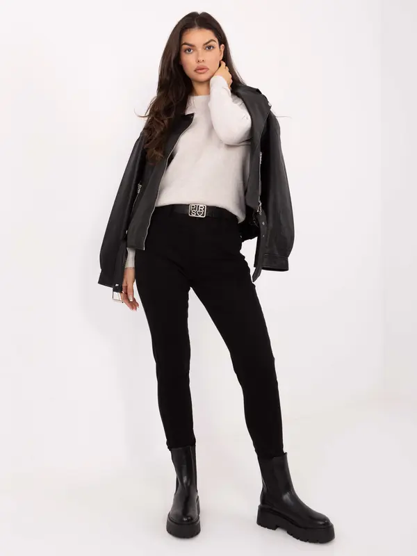 Factory Price Črne ženske kavbojke