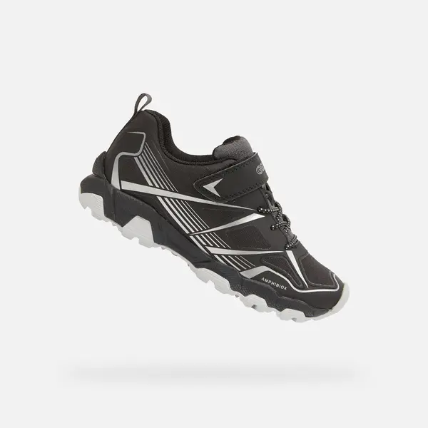 GEOX Črni fantovski superge Geox Magnetar B Abx