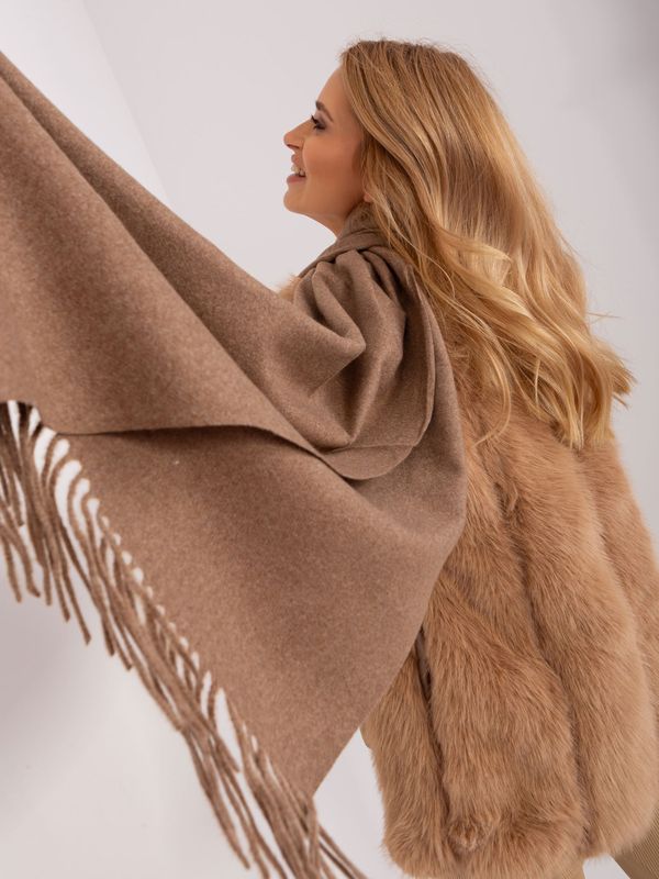 Fashionhunters Dark brown scarf with fringe