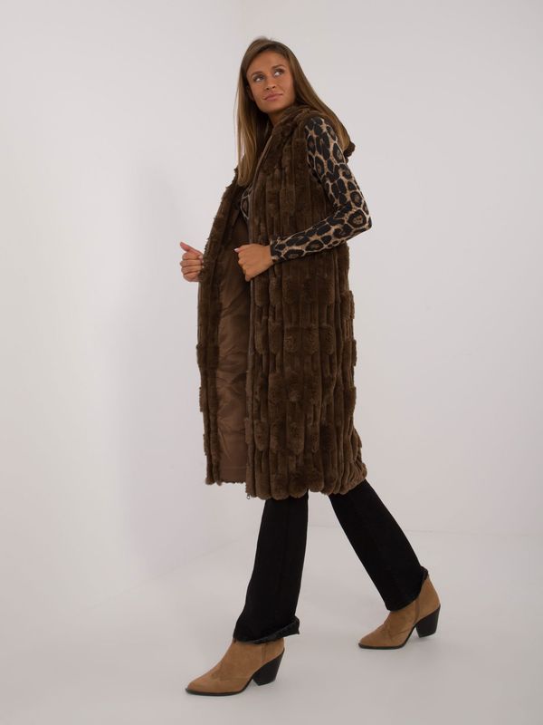 Fashionhunters Dark brown warm fur vest with lining