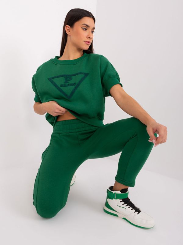 Fashionhunters Dark green tracksuit with insulation