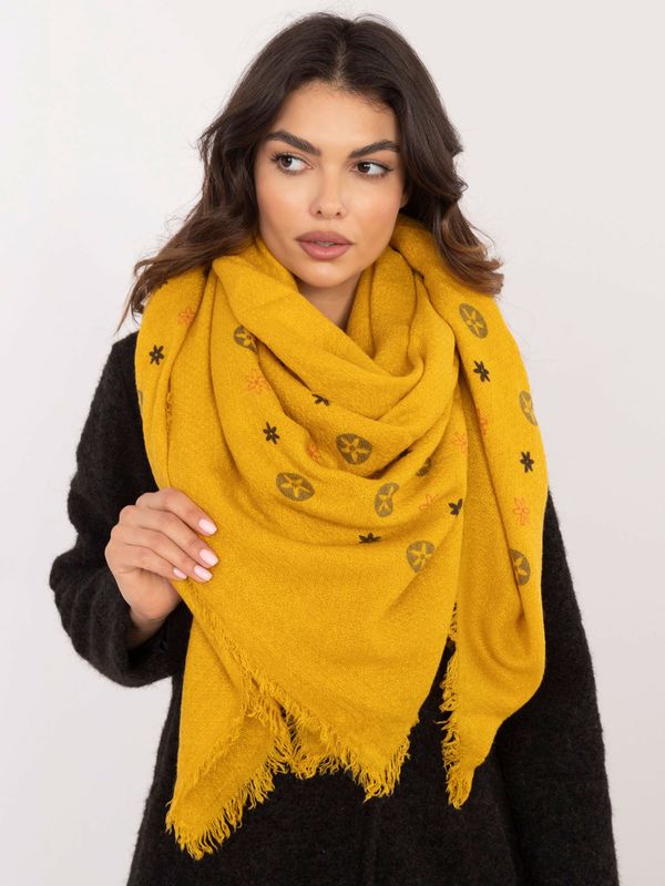 Fashionhunters Dark yellow women's scarf with fringe