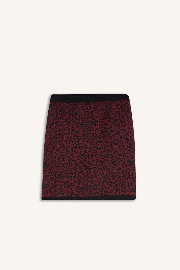 DEFACTO DEFACTO A Cut Leopard Patterned Mini Knit Skirt