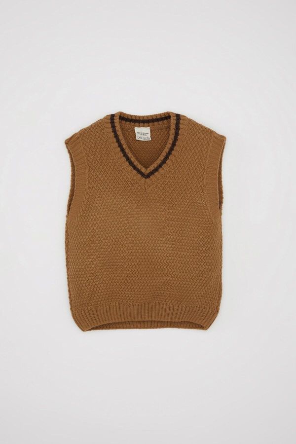 DEFACTO DEFACTO Baby Boy V-Neck Basic Knitwear Sweater