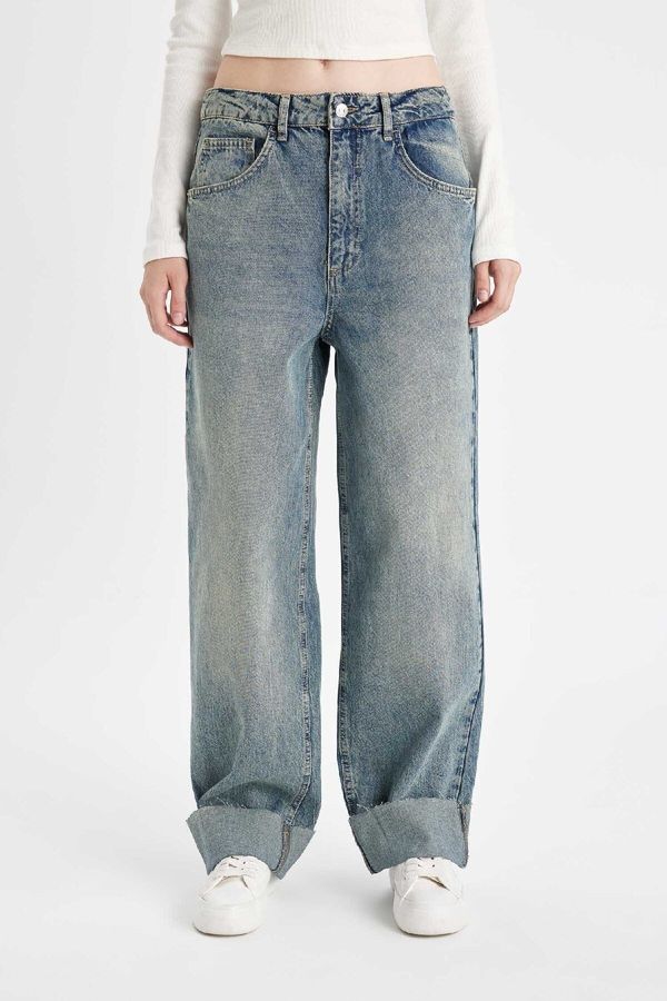 DEFACTO DEFACTO Baggy Fit High Waist Folded Leg Ankle Length Jean Washed Trousers