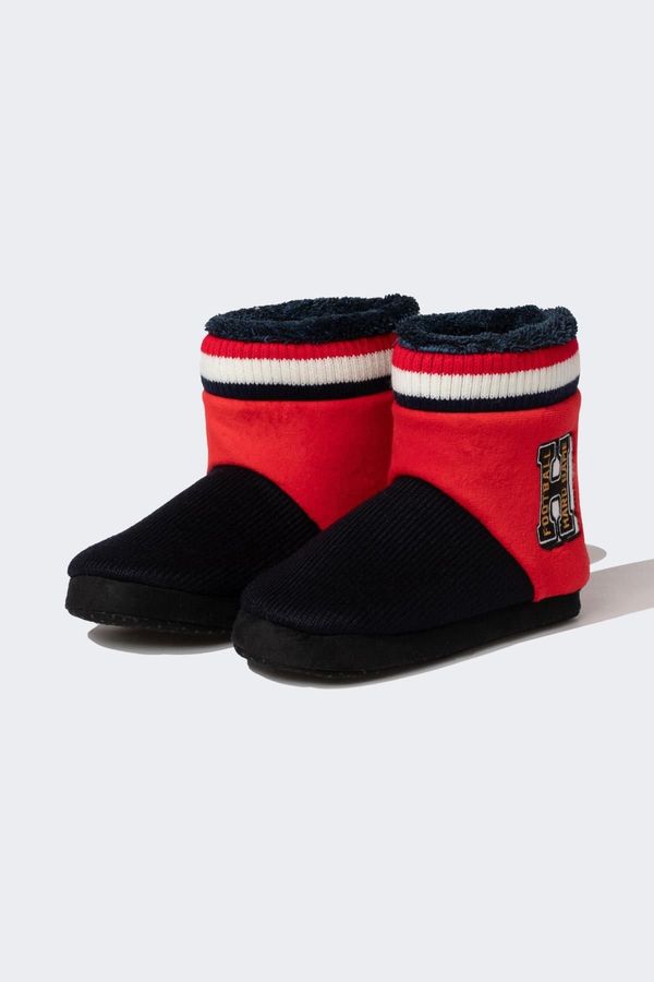 DEFACTO DEFACTO Boys' Flat Sole Home Boots