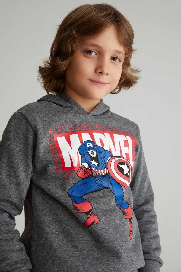 DEFACTO DEFACTO Boy's Marvel Hooded Sweatshirt