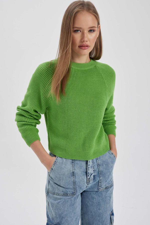 DEFACTO DEFACTO Coool Regular Fit Crew Neck Basic Plain Knitwear Sweater