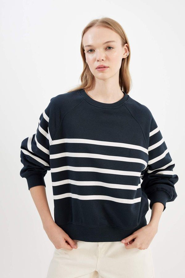 DEFACTO DEFACTO DFC - Cool Oversize Fit Striped Thick Fabric Sweatshirt