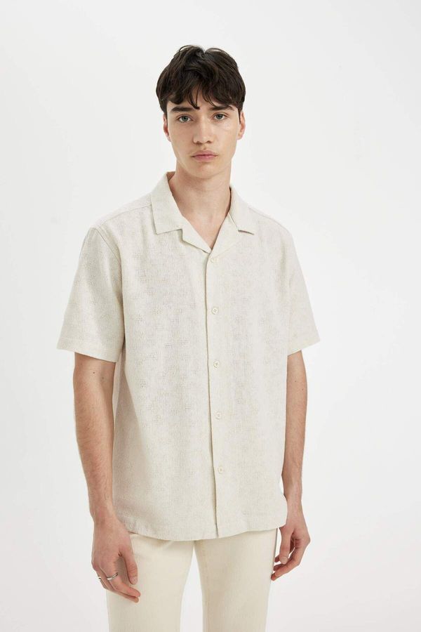 DEFACTO DEFACTO DFC - Regular Fit Open Collar Short Sleeve Shirt