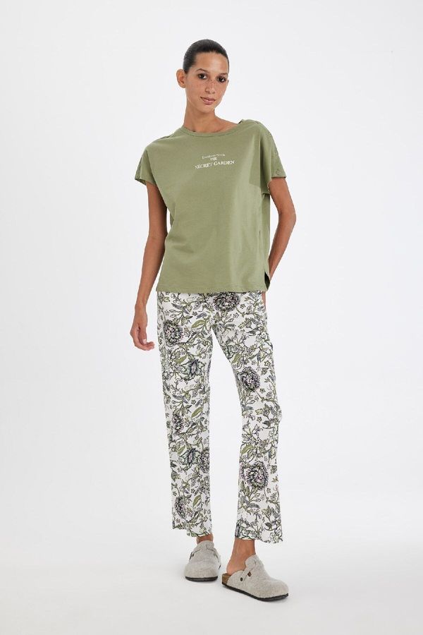 DEFACTO DEFACTO Fall in Love Patterned Short Sleeve Pajama Set