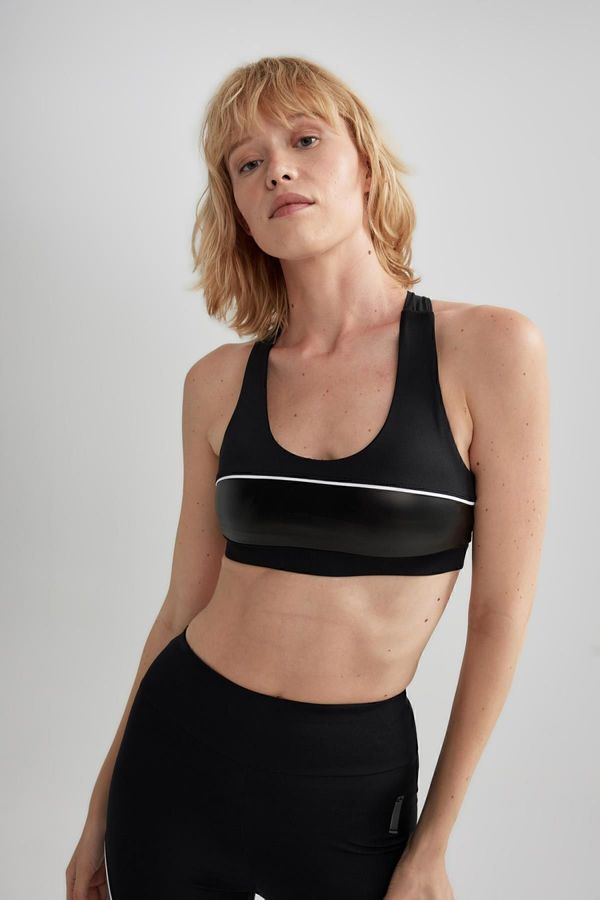 DEFACTO DEFACTO Fit Crew Neck Sports Bra