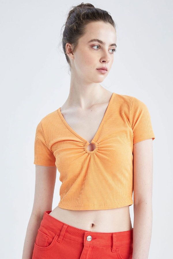 DEFACTO DEFACTO Fitted V-Neck Gathered Short Sleeve T-Shirt