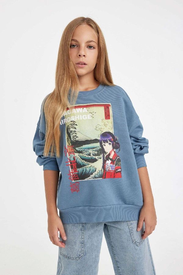 DEFACTO DEFACTO Girl Hatsune Miku Relax Fit Crew Neck Soft Fluffy Sweatshirt