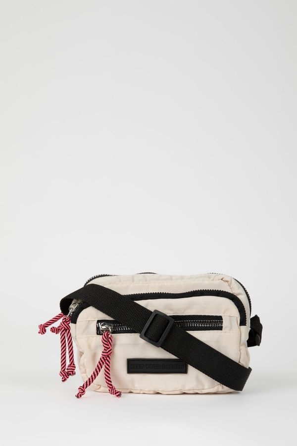 DEFACTO DEFACTO Girl&#39;s Twill Crossbody Bag