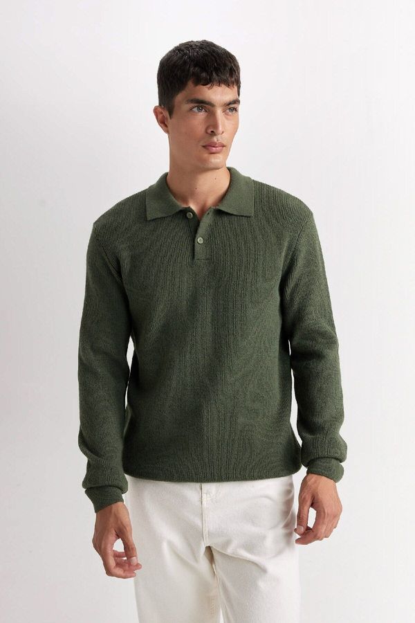 DEFACTO DEFACTO Khaki Standard Fit Regular Cut Polo Neck Knitwear Sweater