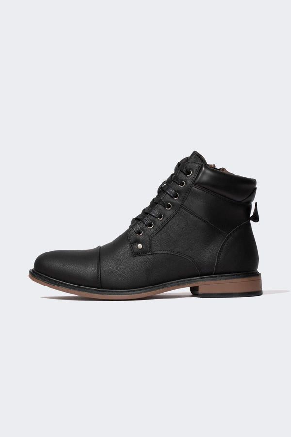 DEFACTO DEFACTO Men&#39;s Lace-Up Flat Sole Faux Leather Boots