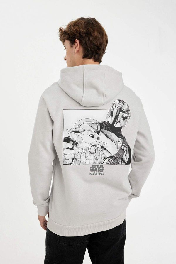 DEFACTO DEFACTO Men's Light Gray Star Wars-mandalorian Regular Fit Hooded Back Printed Sweatshirt