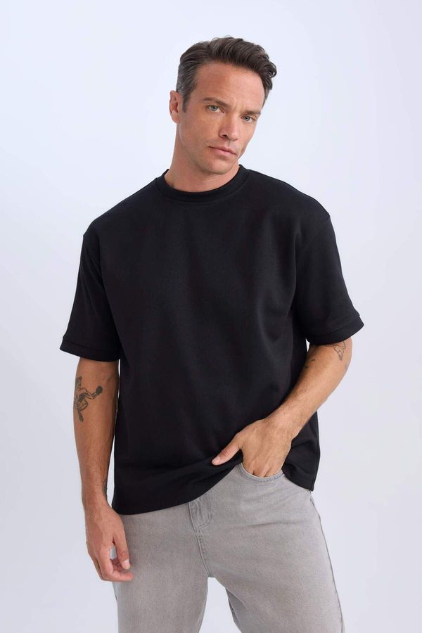 DEFACTO DEFACTO Oversize Wide Pattern Crew Neck Heavy Fabric Basic Plain Short Sleeve T-Shirt