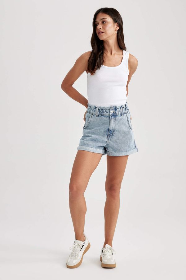 DEFACTO DEFACTO Paperbag Fit Paperbag Waist Folded Leg Short