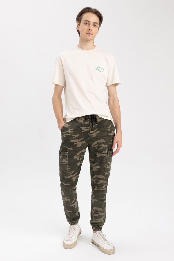 DEFACTO DEFACTO Regular Fit Camouflage Patterned Trousers