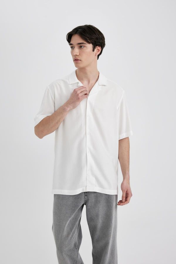 DEFACTO DEFACTO Regular Fit Open Collar Viscose Short Sleeve Shirt