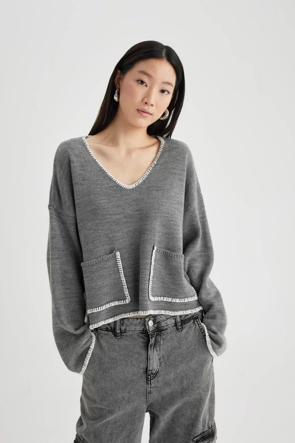 DEFACTO DEFACTO Regular Fit V-Neck Sweater