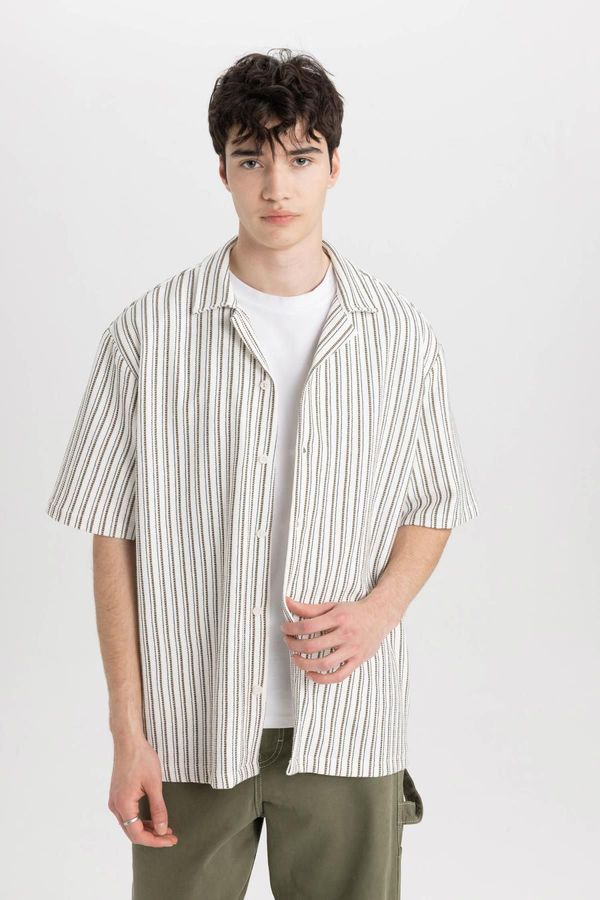 DEFACTO DEFACTO Relax Fit Wide Collar Striped Combed Cotton Short Sleeve Shirt