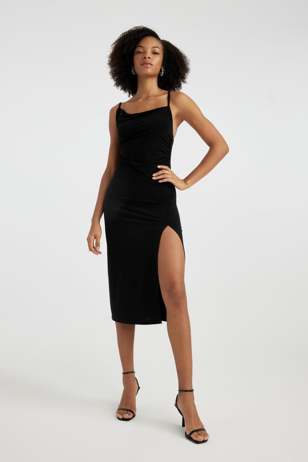 DEFACTO DEFACTO Scoop Neck Slit Strap Black Midi Dress