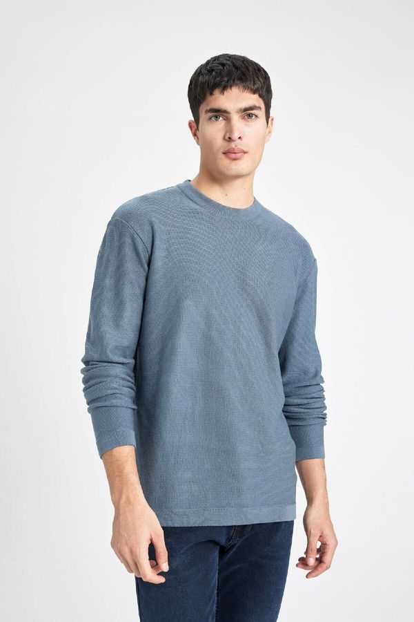 DEFACTO DEFACTO Standard Fit Crew Neck Sweater