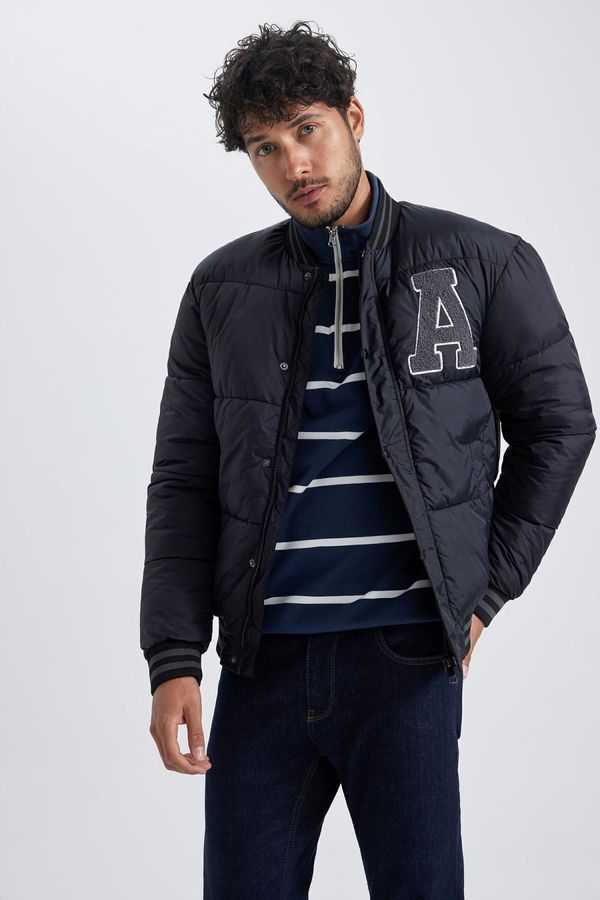 DEFACTO DEFACTO Water Repellent Oversize Fit College Collar Zippered Double Pocket Seasonal Lightweight Bomber Jacket