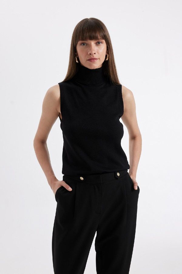 DEFACTO DEFACTO Women's Black Regular Fit Turtleneck Sleeveless Basic Plain Knit Sweater