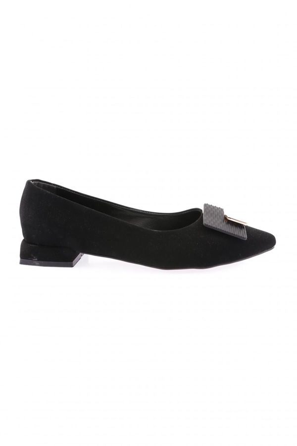 DGN DGN 2801-23y Womens Pointed Toe Square Buckle Flats.