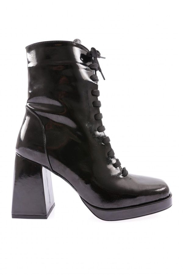 DGN DGN 4065 Front Lace-Up Round Toe Women's Heeled Boots.