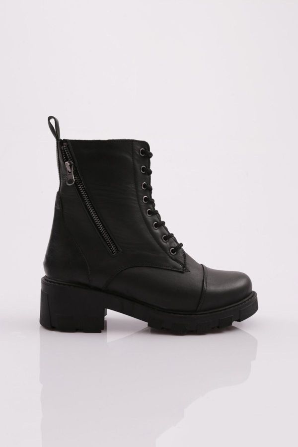 DGN DGN Madrid-04k Women's 22k Laced Tooth Zippered Boots Black