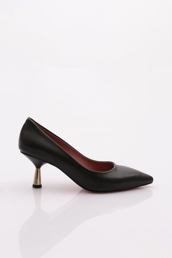 DGN DGN Women's 340-22y Pointed Toe, Low-Cut Toes, Heels.