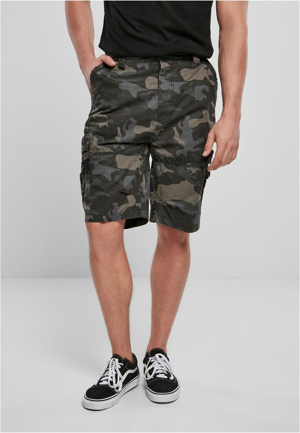 Brandit Do you shorts dark? camo