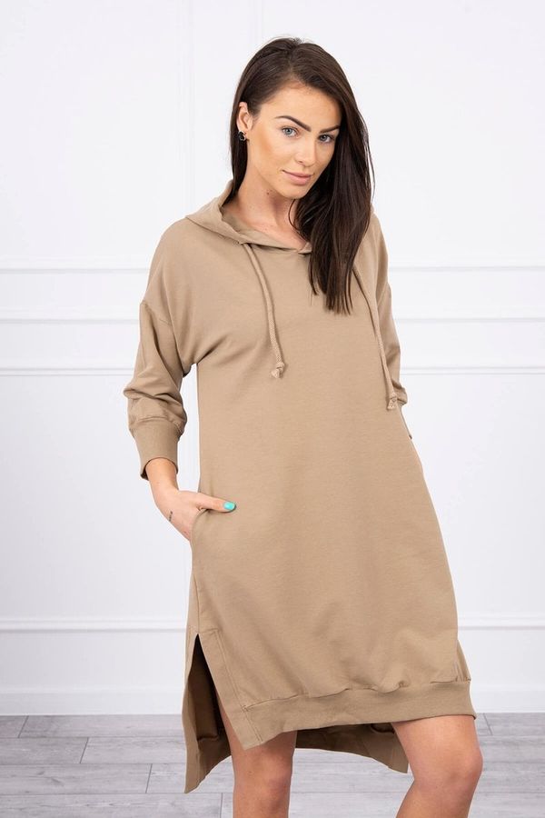 Kesi Dress with a hood and a longer rear camel