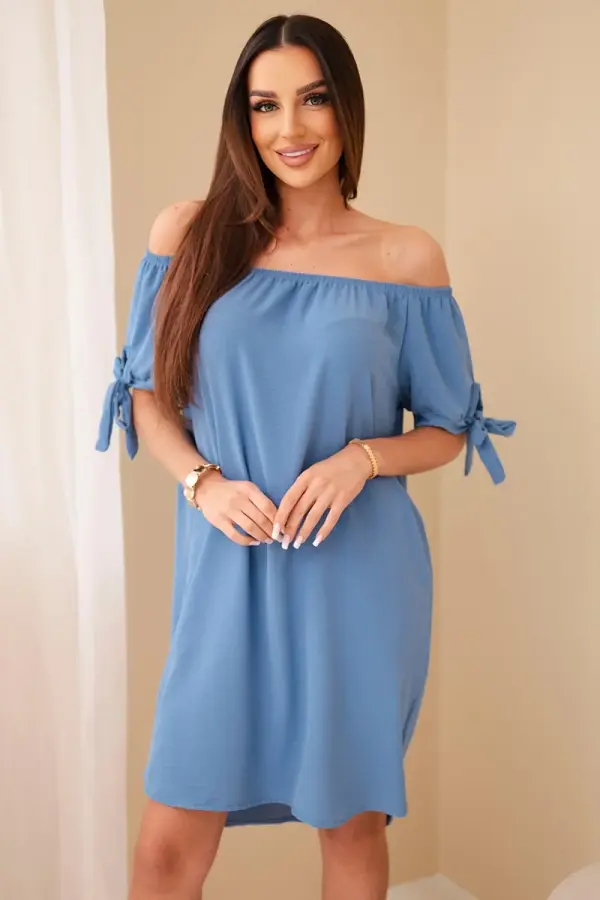 Kesi Włoski Dress with ties on the sleeves dark jeans