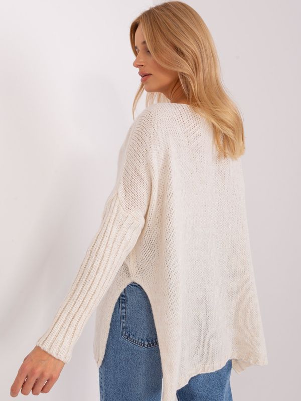 Fashionhunters Ecru free women's sweater OCH BELLA