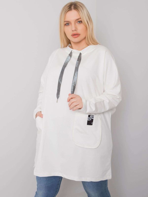 Fashionhunters Ecru plus size tunic with pockets