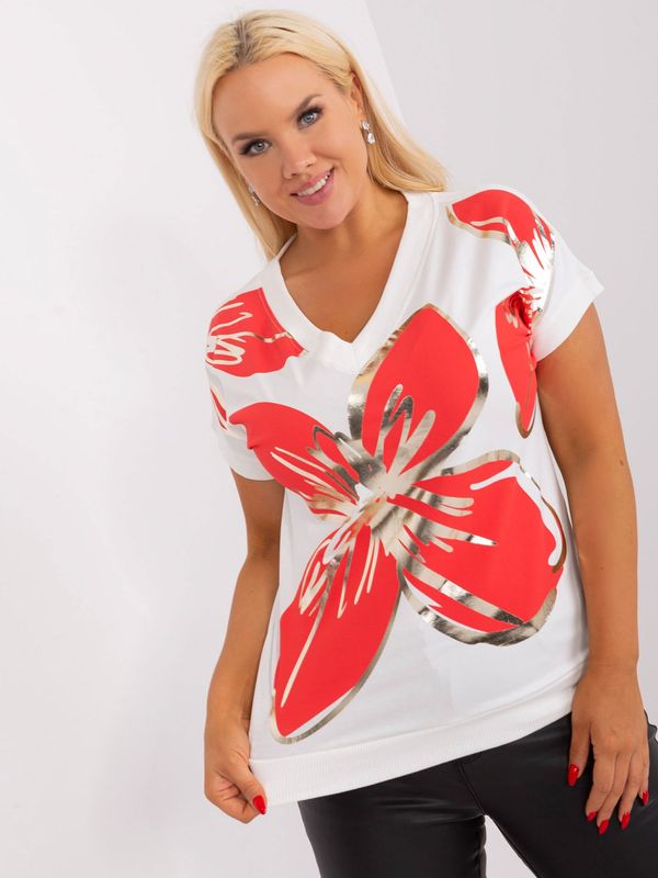 Fashionhunters Ecru-red blouse of larger size