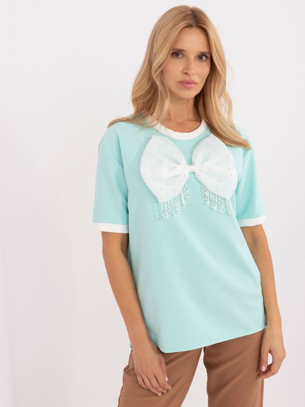 Fashionhunters Elegant mint blouse with bow