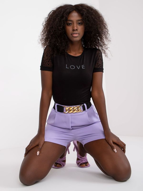 Fashionhunters Elegant purple women's shorts with belt