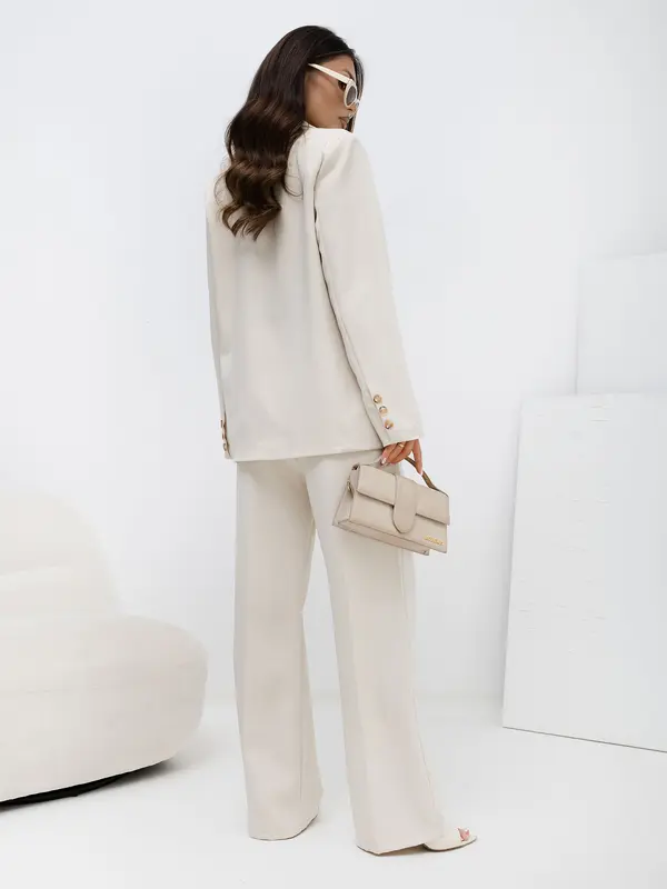 Italy Moda Eleganten bež ansambel