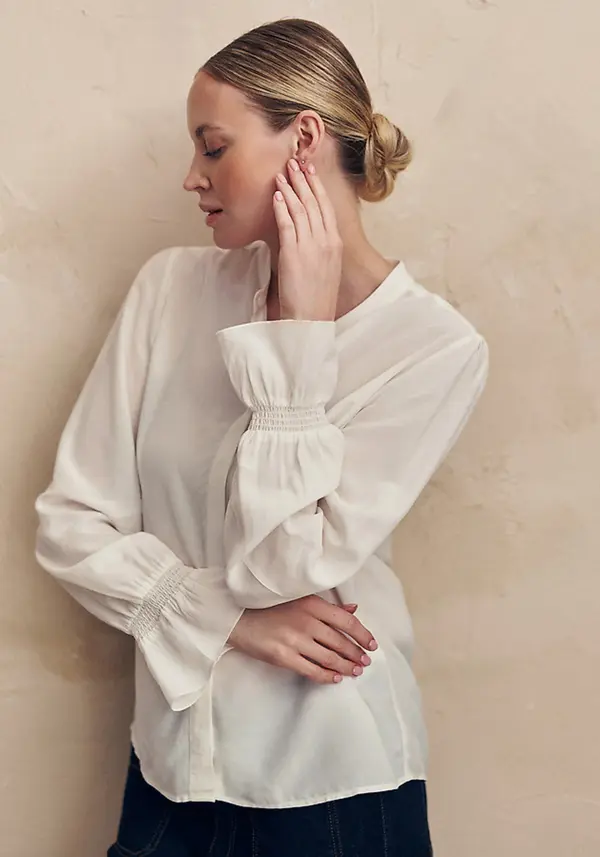 Tatuum Elegantna srajca v barvi ecru z viskozo Lenzing™Ecovero™