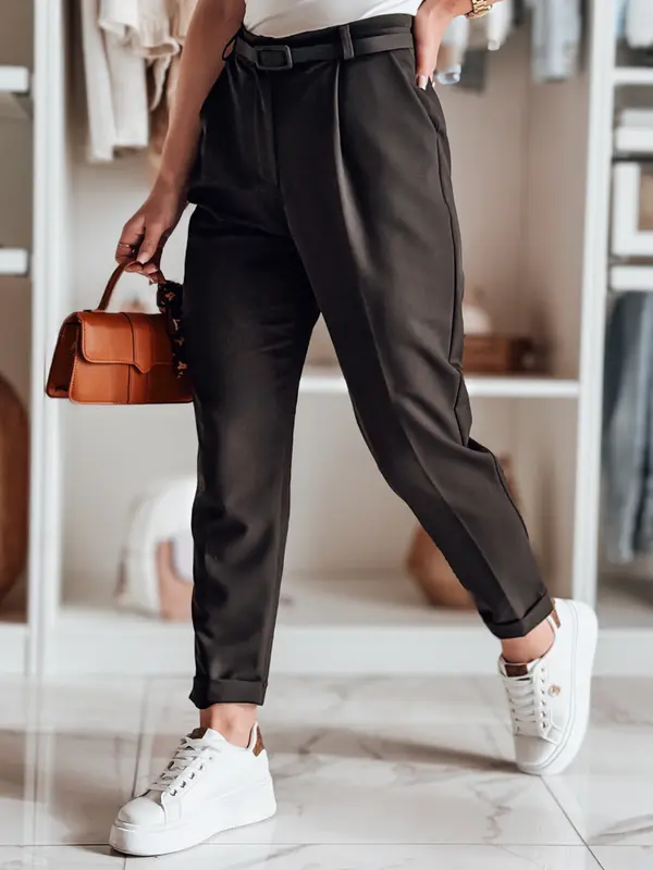 DStreet Elegantne ženske hlače z naborki in pasom