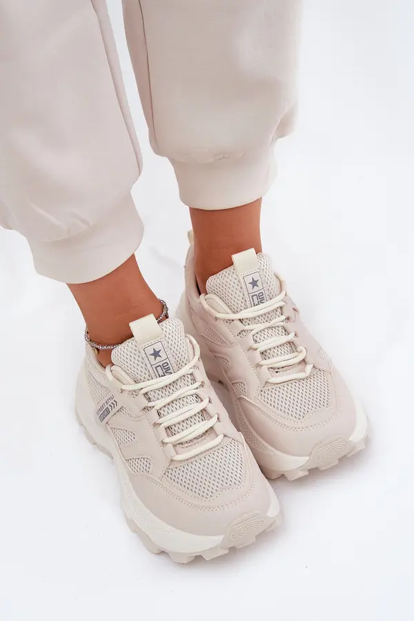 Boto EVENTO Sports Shoes Sneakers Women's Thick Sole Beige Prononice