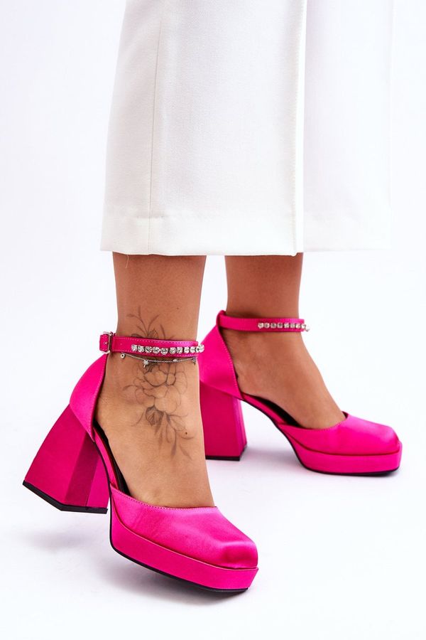 Kesi Fashionable pumps in massive heels with Fuchsia Adel zirconia